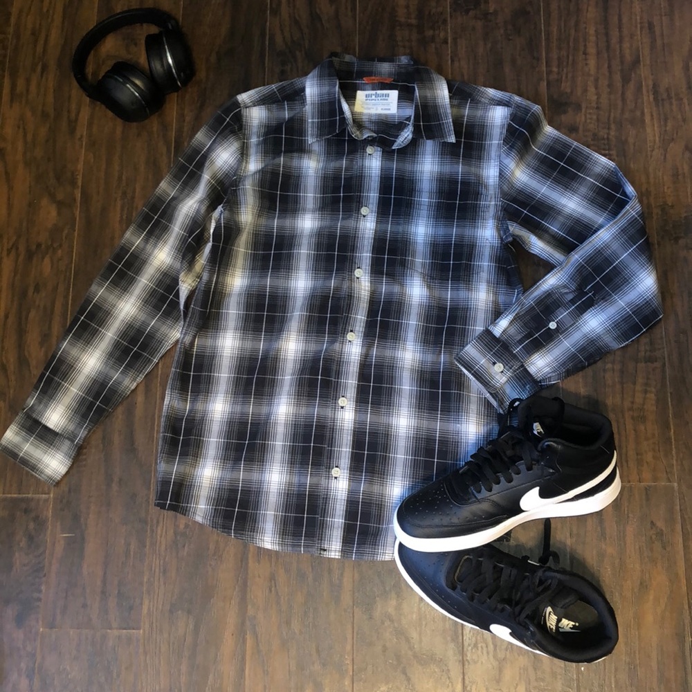 White and black plaid dress up button up shirt